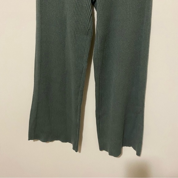 Aerie Dark Green Gotta Jet High Waisted Skater Pants size Large - Picture 5 of 13
